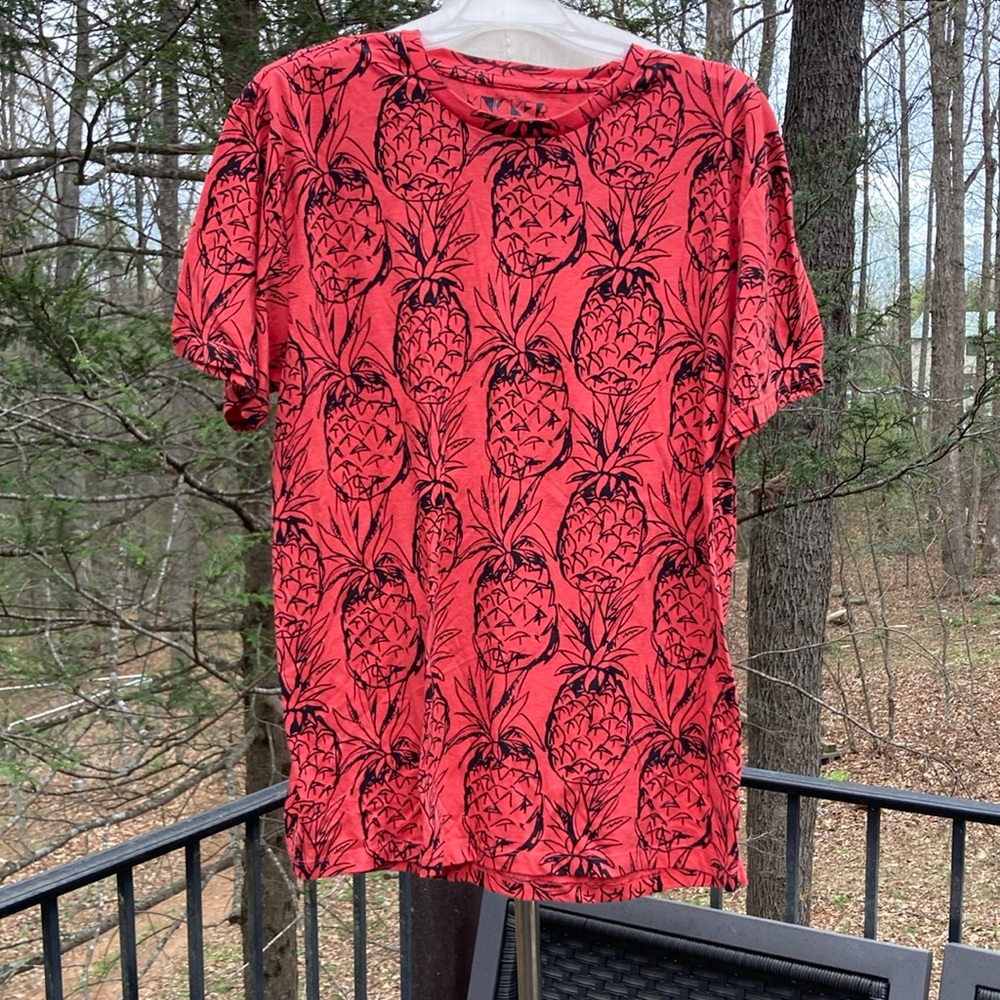 Knicker Bocker Red/pink Pineapple Print top sz XL
